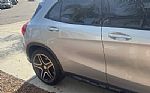 2016 GLA250 4MATIC Thumbnail 2