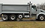 2015 579 Dump Truck Thumbnail 1