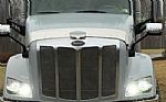 2015 579 Dump Truck Thumbnail 5