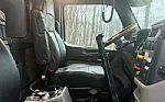 2015 579 Dump Truck Thumbnail 9