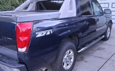 Photo of a 2005 Chevrolet Avalanche Z71 for sale