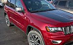 2017 Grand Cheeokee Trail Hawk Thumbnail 2