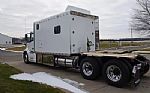2021 VNL64T300 Thumbnail 3