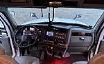 2020 T680 Thumbnail 24