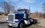 2017 389 Day Cab Thumbnail 1