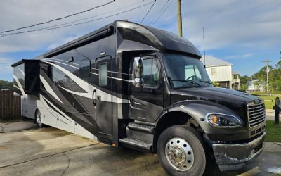 Photo of a 2020 Renegade Verona 40VBR for sale