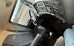 2016 T370 Thumbnail 4