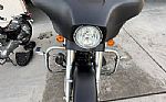 2017 Street Glide Thumbnail 5