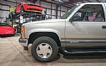 1999 Suburban LS Thumbnail 3