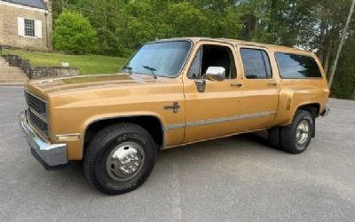 Photo of a 1984 Chevrolet Suburban for sale