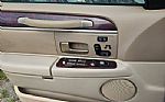 2006 Town Car Thumbnail 11