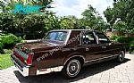 1989 Town Car Signature Thumbnail 34