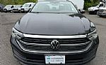2024 Jetta Thumbnail 5