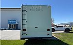 2022 Motorhome Chassis Thumbnail 9