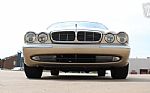 2005 XJ8L Thumbnail 23