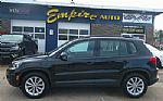 2017 Tiguan Thumbnail 1