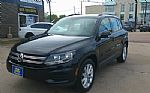 2017 Tiguan Thumbnail 2