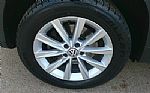 2017 Tiguan Thumbnail 9