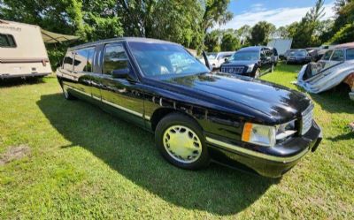 Photo of a 1999 Cadillac Deville Limousine for sale