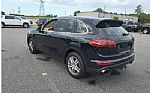 2016 Cayenne Thumbnail 29