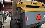 2020 604R Premium Bailer Thumbnail 6