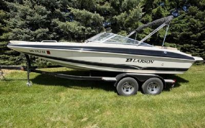 Photo of a 2006 Larson Escape 204 for sale