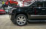 2017 Escalade Luxury Thumbnail 3