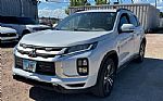 2022 Outlander Sport Thumbnail 1