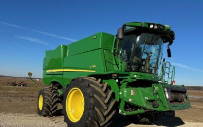 Photo of a 2023 John Deere S790 for sale