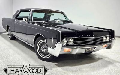 Photo of a 1966 Lincoln Continental for sale