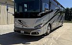 2018 Phaeton 40IH XSH Thumbnail 4