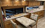 2022 Allegro Breeze 31BR Thumbnail 12