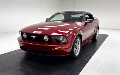 Photo of a 2005 Ford Mustang GT Convertible for sale