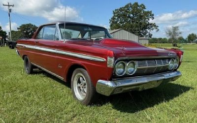 Photo of a 1964 Mercury Comet Caliente for sale