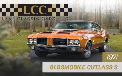 Photo of a 1971 Oldsmobile Cutlass S for sale