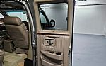 2000 Express G1500 Conversion Van Thumbnail 17