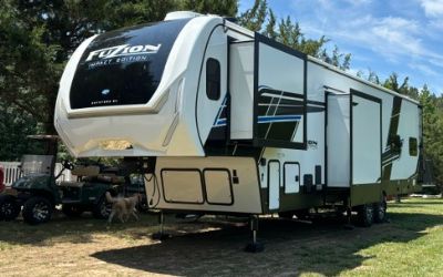 Photo of a 2025 Keystone Fuzion Impact 367 for sale