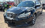 2017 Altima Thumbnail 1