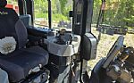 2017 D61EXi-24 Thumbnail 19