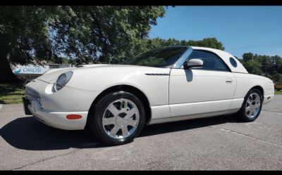 Photo of a 2002 Ford Thunderbird for sale