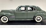 1940 Series 90 Custom Cruiser 4 Doo Thumbnail 2