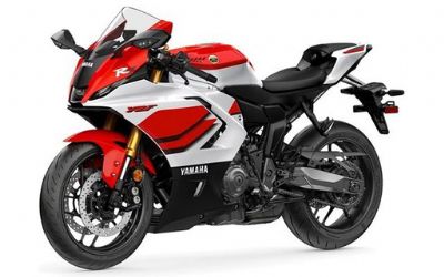 Photo of a 2026 Yamaha YZF R7 70TH Anniversary Edition for sale