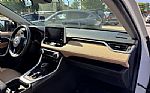 2020 RAV4 Thumbnail 15