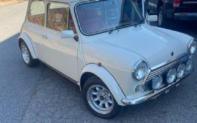 Photo of a 1979 Austin Mini 40 Sportspack Custom Rest 1979 Austin Mini 40 Sportspack Custom Resto-Mod for sale