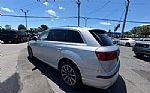 2017 Q7 Thumbnail 8