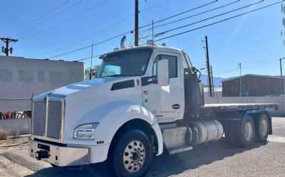 Photo of a 2016 Kenworth T880 Flatbed Truck for sale