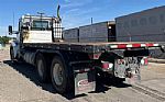 2016 T880 Thumbnail 4