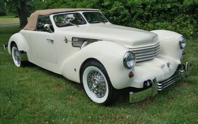 1937 Cord 810 Phaeton Convertible Replica