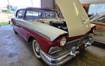Photo of a 1957 Ford Fairlane 500 Skyliner Retractable Hardtop for sale