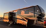 2022 Montana Legacy Edition 3231CK Thumbnail 5